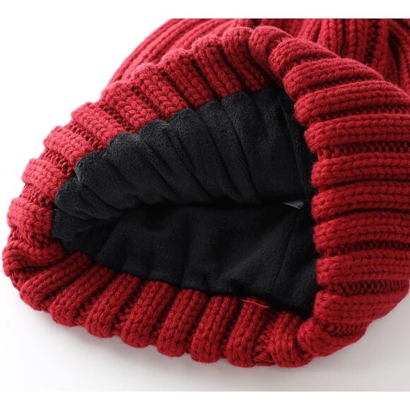Men Red Ribbed knit Beanie Hat With Cuffed Brim and Small Leather Logo Patch - Picture 5 of 8
